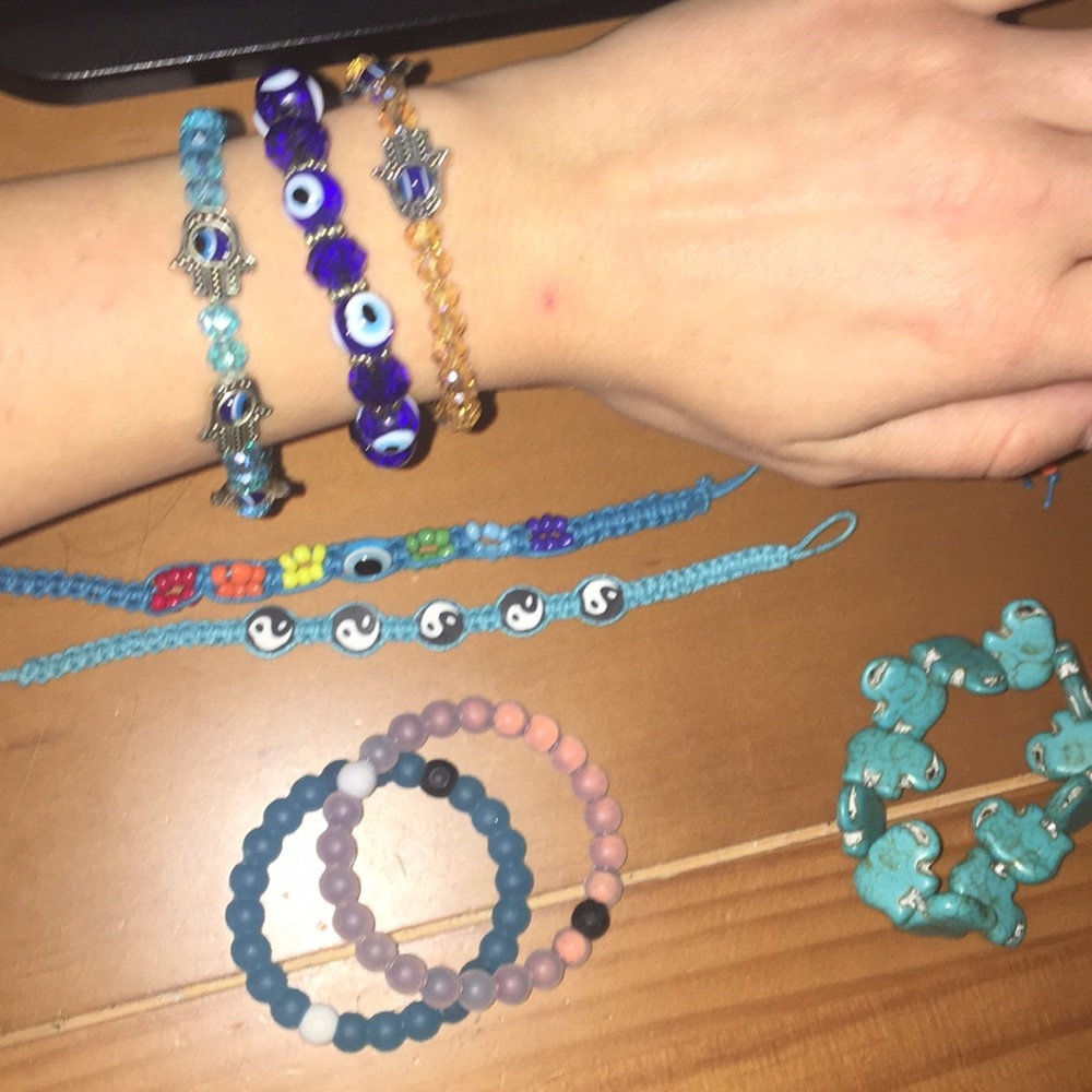 Stackable Bracelets 💜💜💜💜 - Picture 4 of 4